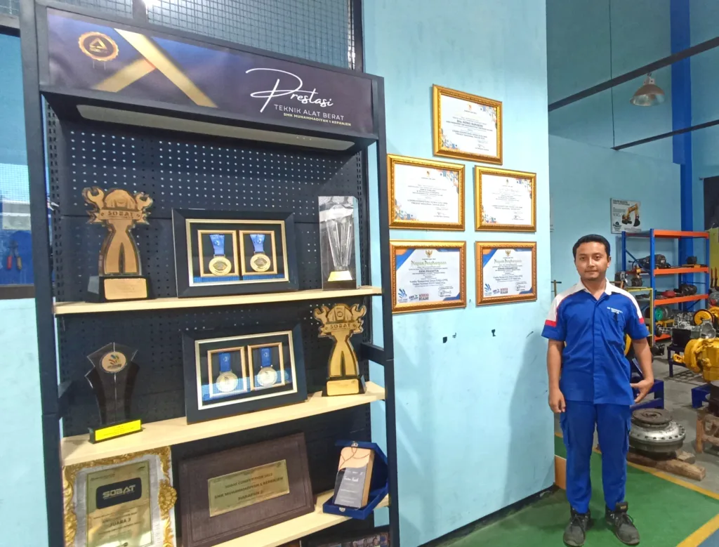 SMK Muhammadiyah 1 Kepanjen Menangkan Hibah Safety Center United Tractors 2 Malang Posco Media