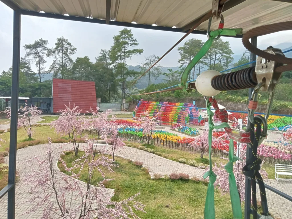 Yuk Liburan di Everland Malang, Nikmati Pemandangan Gunung dan Perkebunan 2 Malang Posco Media