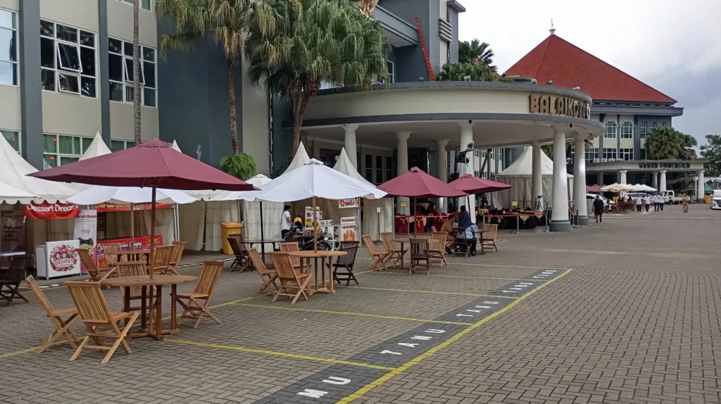 Niken Salindry Meriahkan Pasar Rakyat Malam Pergantian Tahun Among Tani Batu 2 Malang Posco Media
