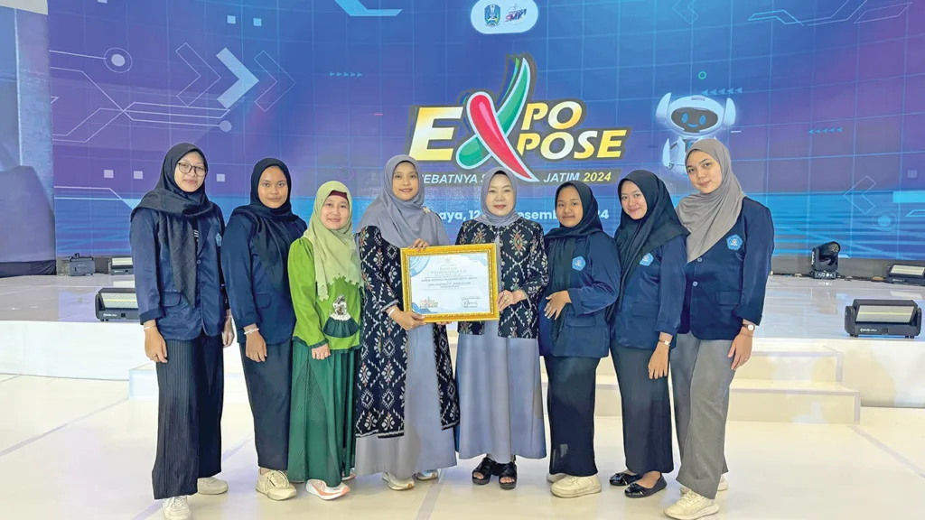 Luar Biasa, Ikuti Expo Expose Hebatnya SMK Jatim 2024, Raih Penghargaan SMK Inspiratif 1 Malang Posco Media