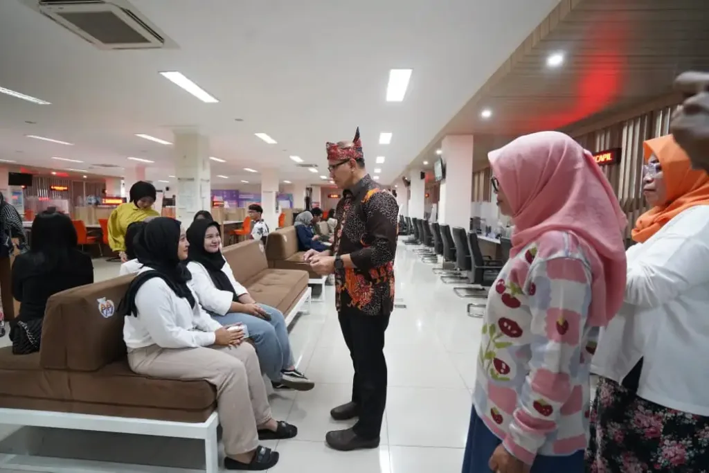 Soal Kebijakan Efisiensi BKN, Pj Aries : Pelayanan Masyarakat Harus Maksimal 1 Malang Posco Media