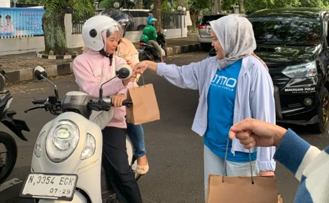 BPJS Ketenagakerjaan Malang Gelar Employee Volunteering, Bagi Takjil Pada Warga Sekitar 1 Malang Posco Media