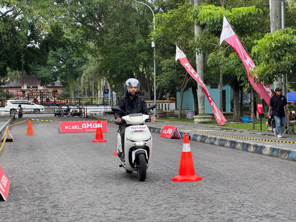Kecanggihan Honda PCX 160 RoadSync Hadir di Honda Premium Matic Day di Alun-Alun Ngawi 3 Malang Posco Media