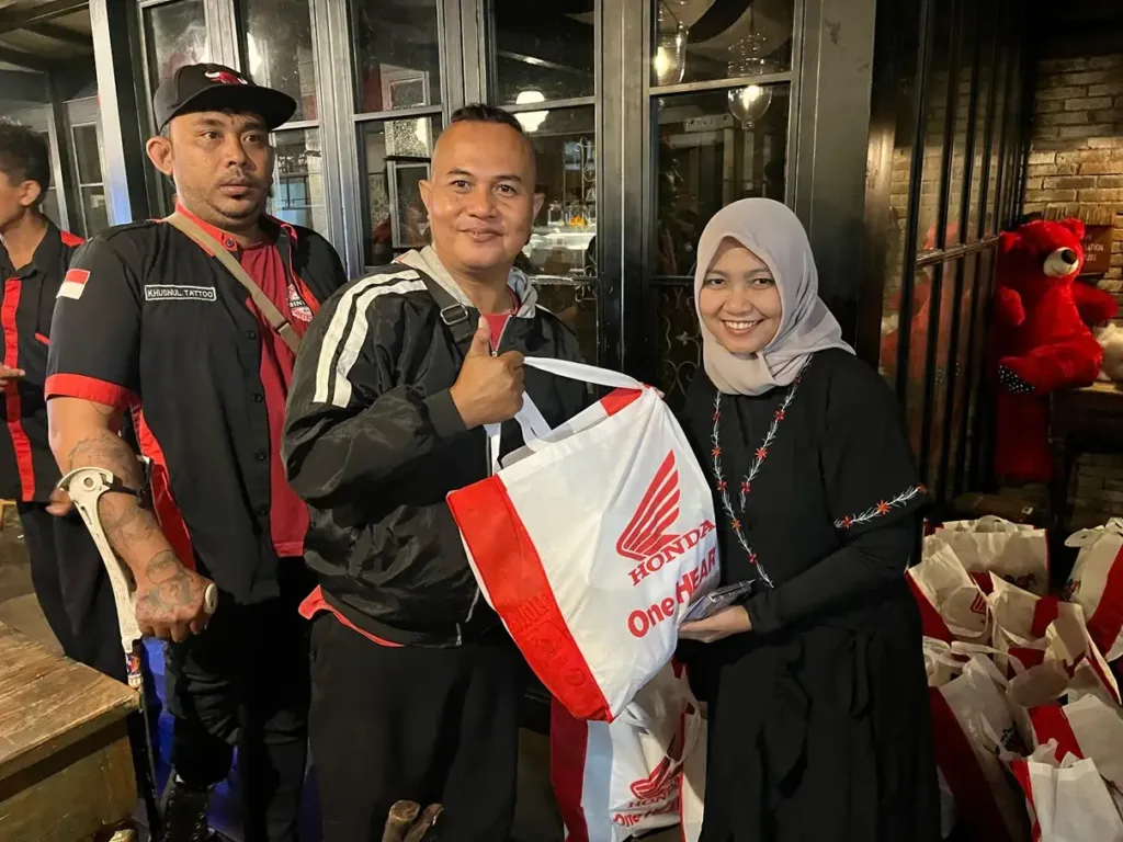 Berbagi di Bulan Suci, MPM Honda Jatim Salurkan Donasi dan Gelar Aksi Sosial 1 Malang Posco Media