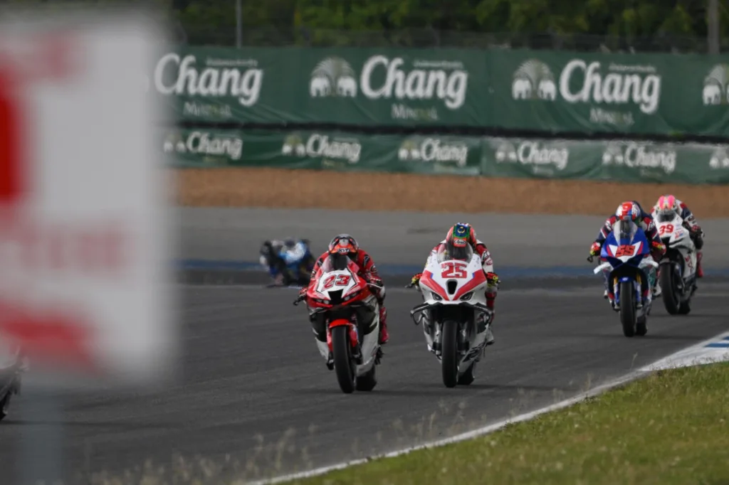 CBR250RR Double Winner, Astra Honda Borong 5 Podium di ARRC Buriram 2 Malang Posco Media