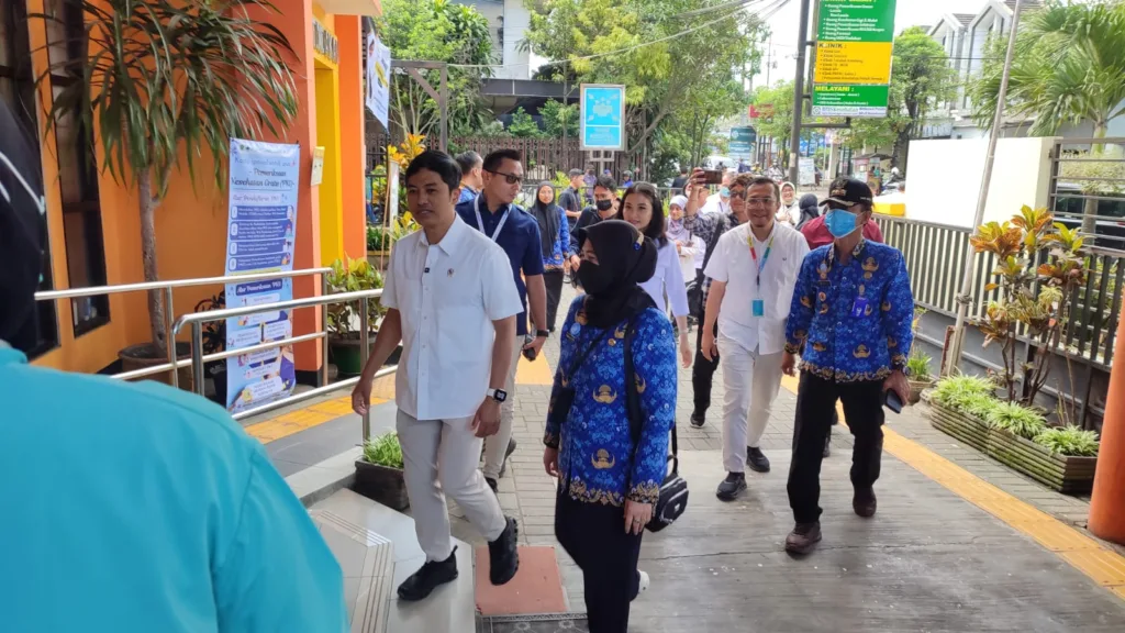 Wamen Kesehatan RI Apresiasi RW Binaan Puskesmas Janti Bebas TBC 1 Malang Posco Media
