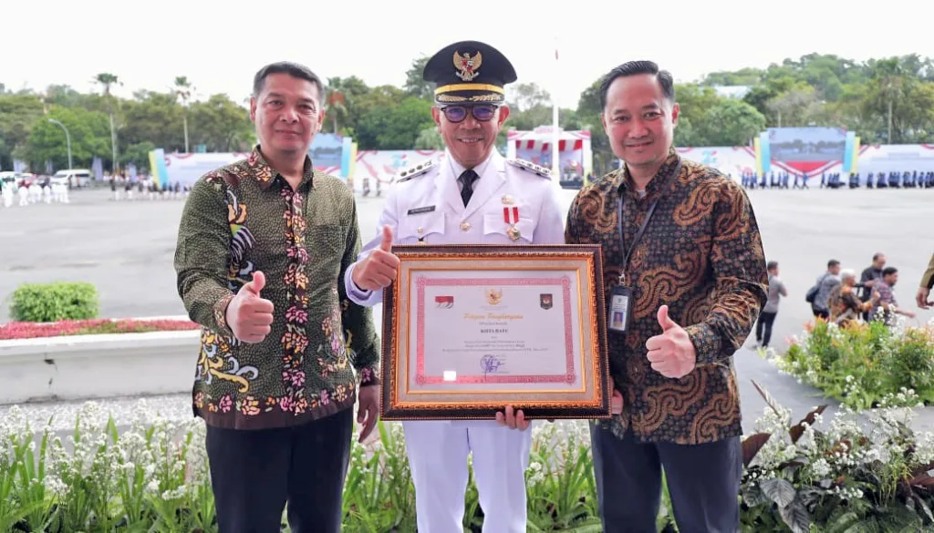 Kota Batu Peringkat 6 Nasional Status Kinerja Tinggi 1 Malang Posco Media