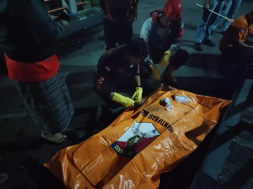 Mayat Pria Mengambang di Sungai Suwerek Gondanglegi 1 Malang Posco Media