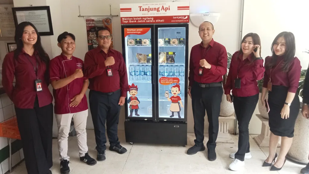 Bank Jatim Kepanjen Apresiasi Merchant QRIS Terbaik se-Jatim 2 Malang Posco Media