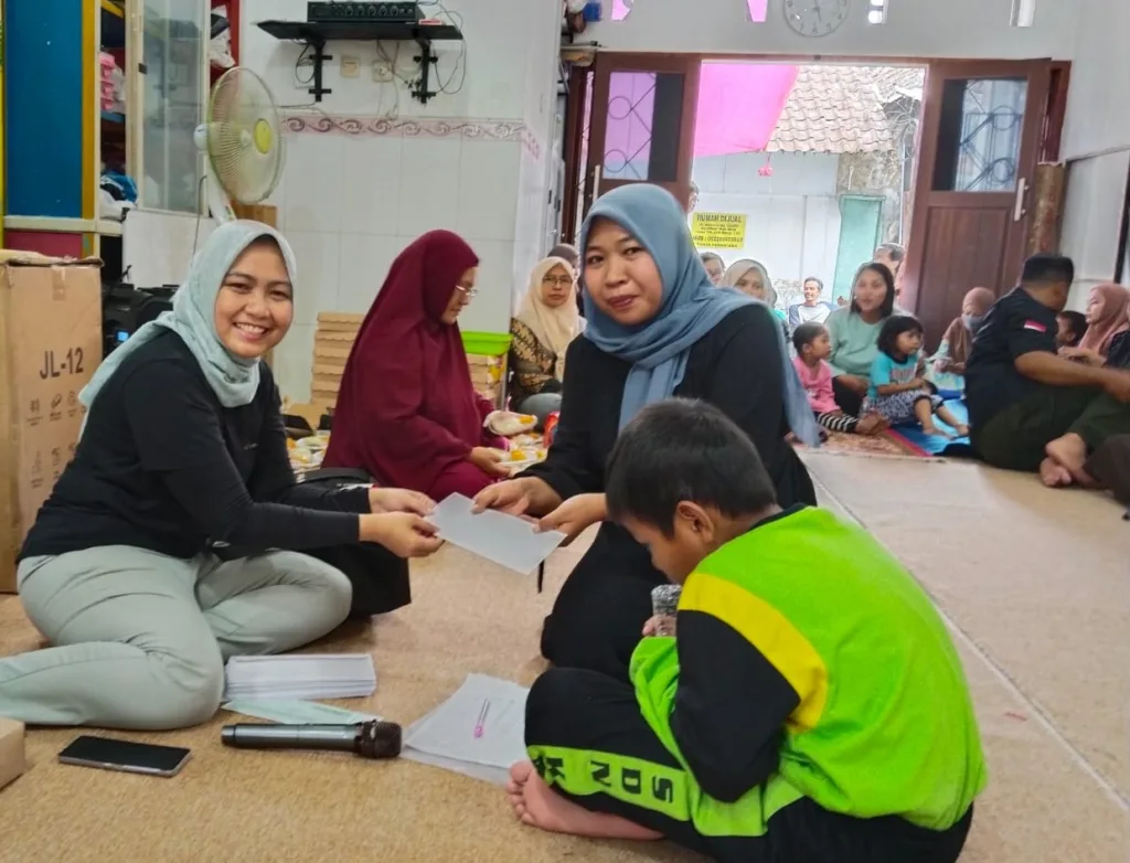 MPM Honda Jatim Salurkan Beasiswa untuk Anak Asuh Berprestasi di Malang 1 Malang Posco Media