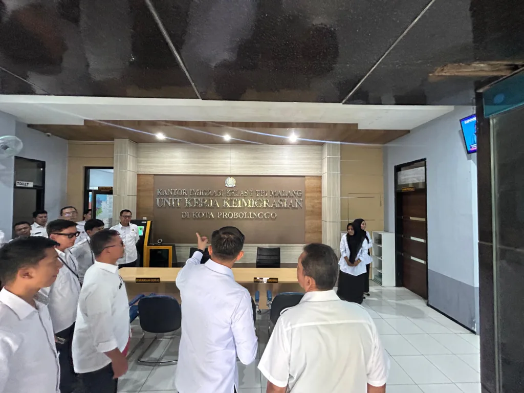 Kunjungan Kerja Asdep Kemenko Kumham ke UKK Imigrasi Kota Probolinggo, Dorong Penguatan Layanan Keimigrasian dan Evaluasi Fasilitas Pelayanan 1 Malang Posco Media