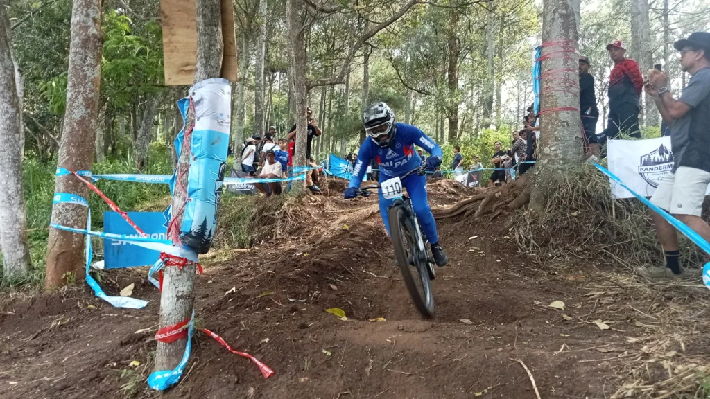 Wujudkan Wisata Sport Tourism, Wali Kota Batu Apresiasi Panderman Gravity Park Downhill 2025 1 Malang Posco Media