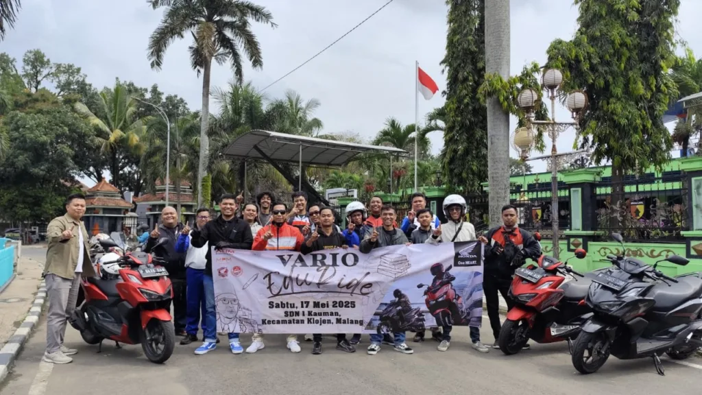 Vario EduRide 2025, Peringati Hari Pendidikan Nasional, Bikers Honda Malang Ajak Pelajar Belajar dan Berbagi 3 Malang Posco Media