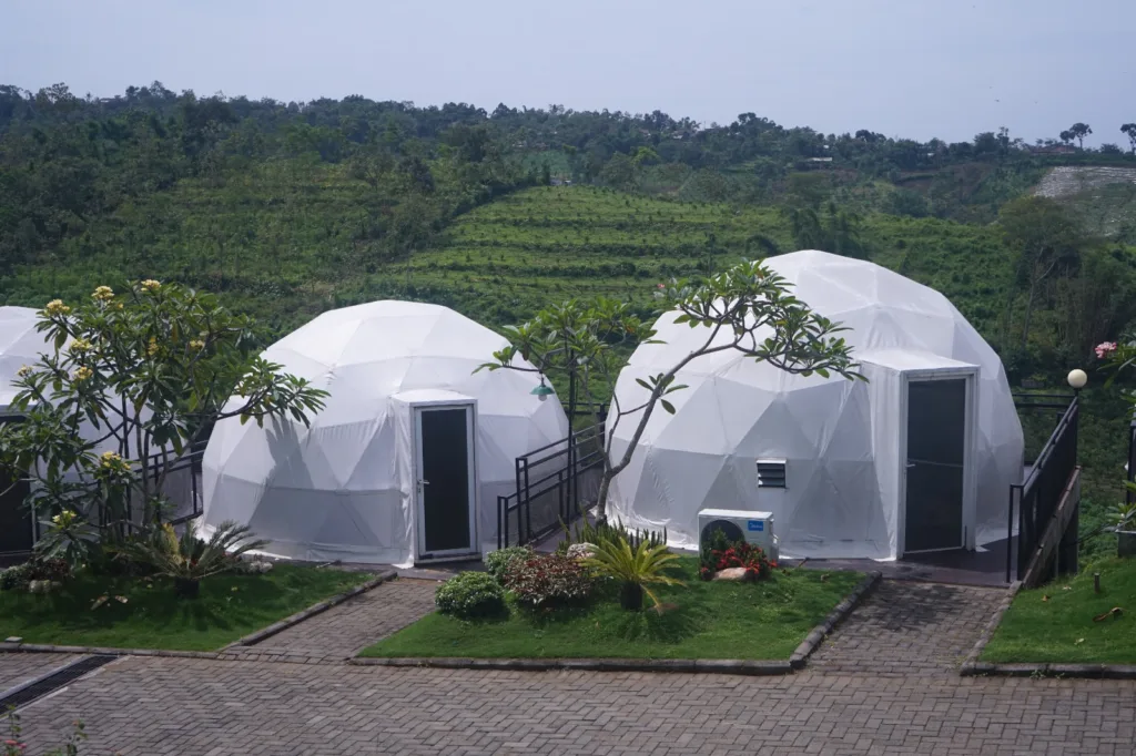 Malang Dreamland; Serunya Berseluncur, Naik Keranjang Sultan dan Berglamping Ria 2 Malang Dreamland