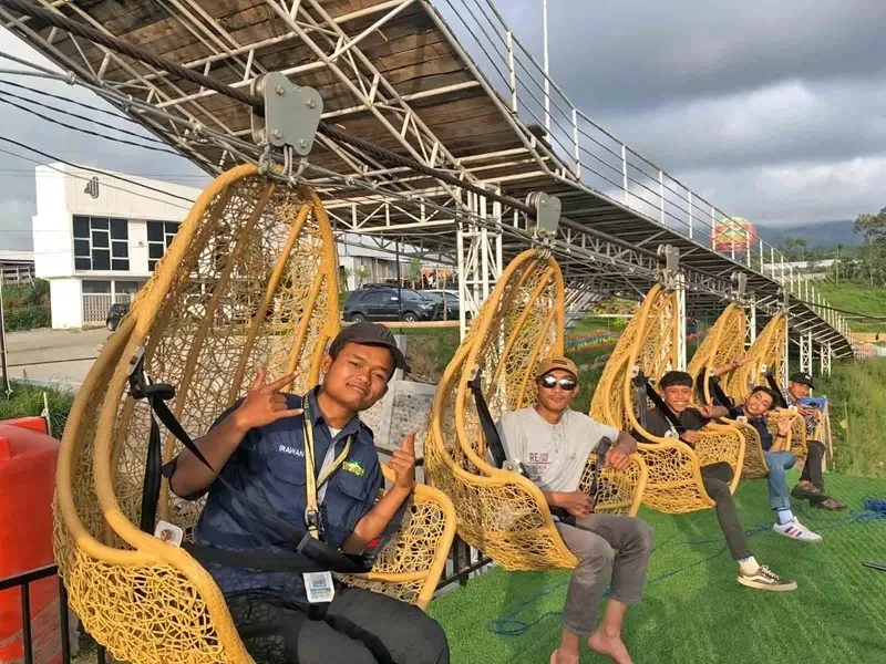 Malang Dreamland; Serunya Berseluncur, Naik Keranjang Sultan dan Berglamping Ria 3 Malang Posco Media