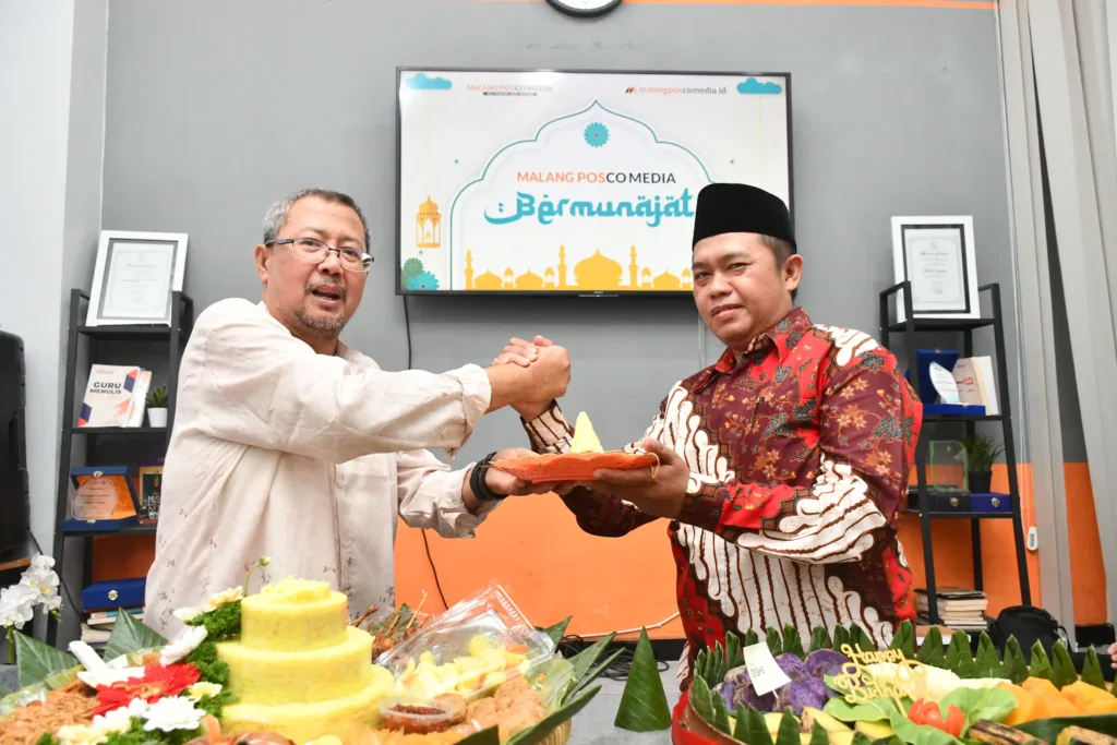 MPM Bermunajat, Kobarkan Semangat "Hi-Five" 3 Malang Posco Media