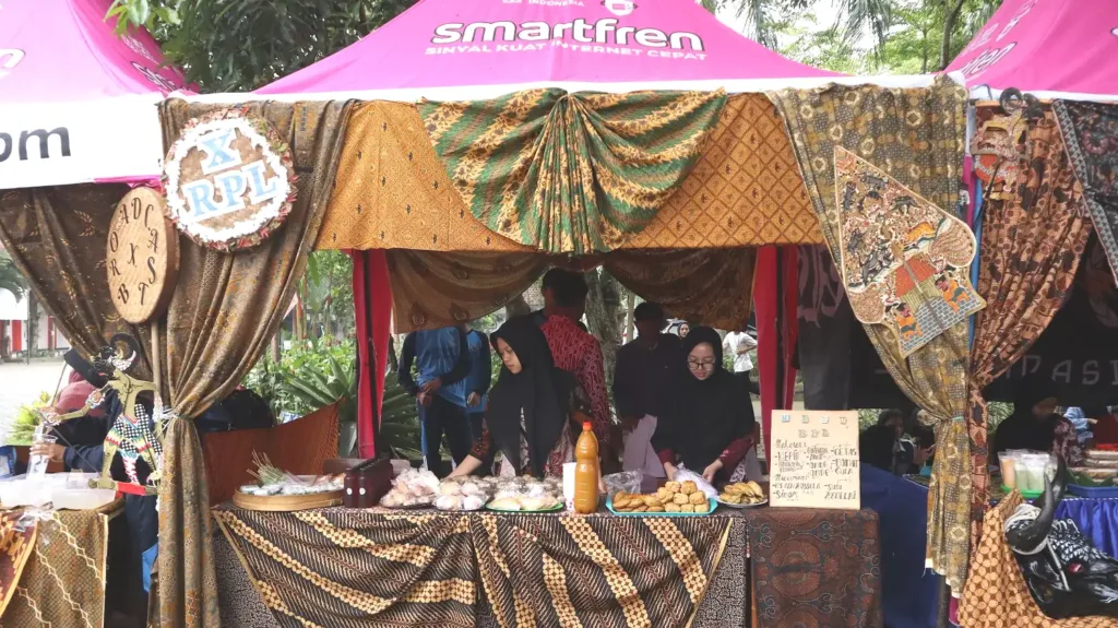 SMKN 2 Singosari Rayakan HUT ke-18 “Infinity and Beyond”, Berkembang dalam Inovasi Melaju Menembus Batas 3 Malang Posco Media
