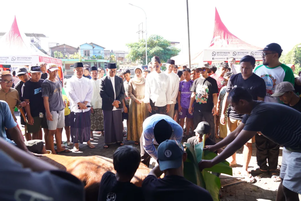 Wali Kota Batu Pantau Distribusi Daging Kurban di Sumberejo 2 Malang Posco Media