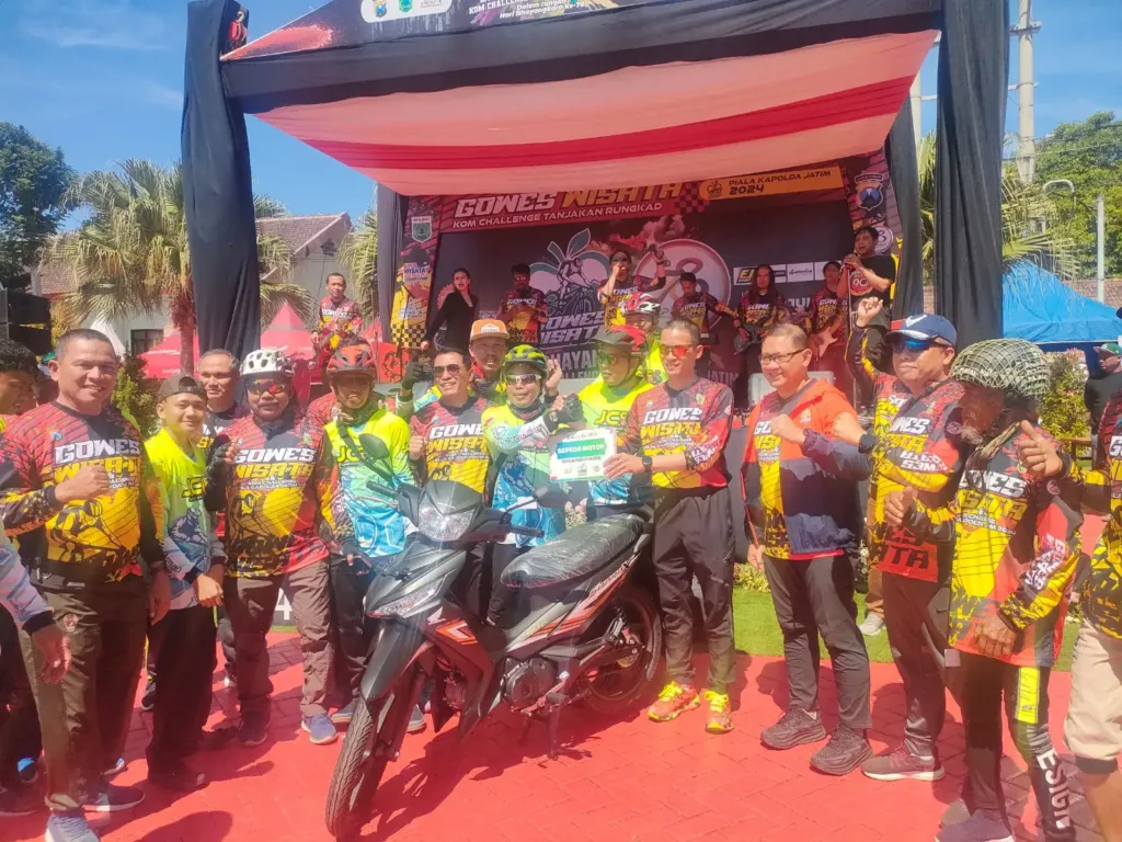 Disparta dan Polres Batu Gelar Gowes Wisata Hari Bhayangkara ke 79 5 Malang Posco Media