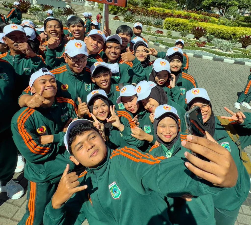 Pemkot Batu Lepas 724 Kontingen Porprov Jatim IX, Targetkan 40 Emas Siapkan Bonus Puluhan Juta dan Beasiswa SAE 1 Malang Posco Media