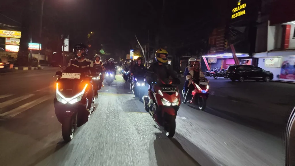 Ride the Night, Own the Moment! Komunitas Honda Ramaikan Nocturnity Riding di Malang 1 Malang Posco Media