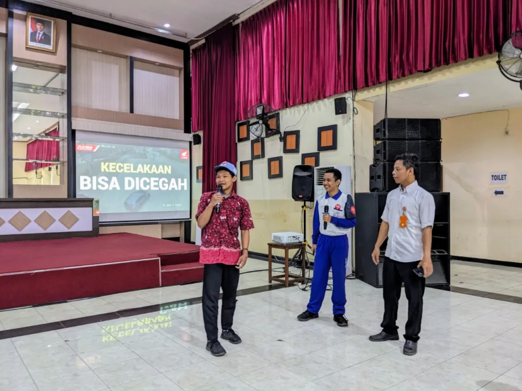 Lewat Sekolah Binaan, MPM Honda Jatim Wujudkan Generasi Pelajar #Cari_Aman 2 Malang Posco Media