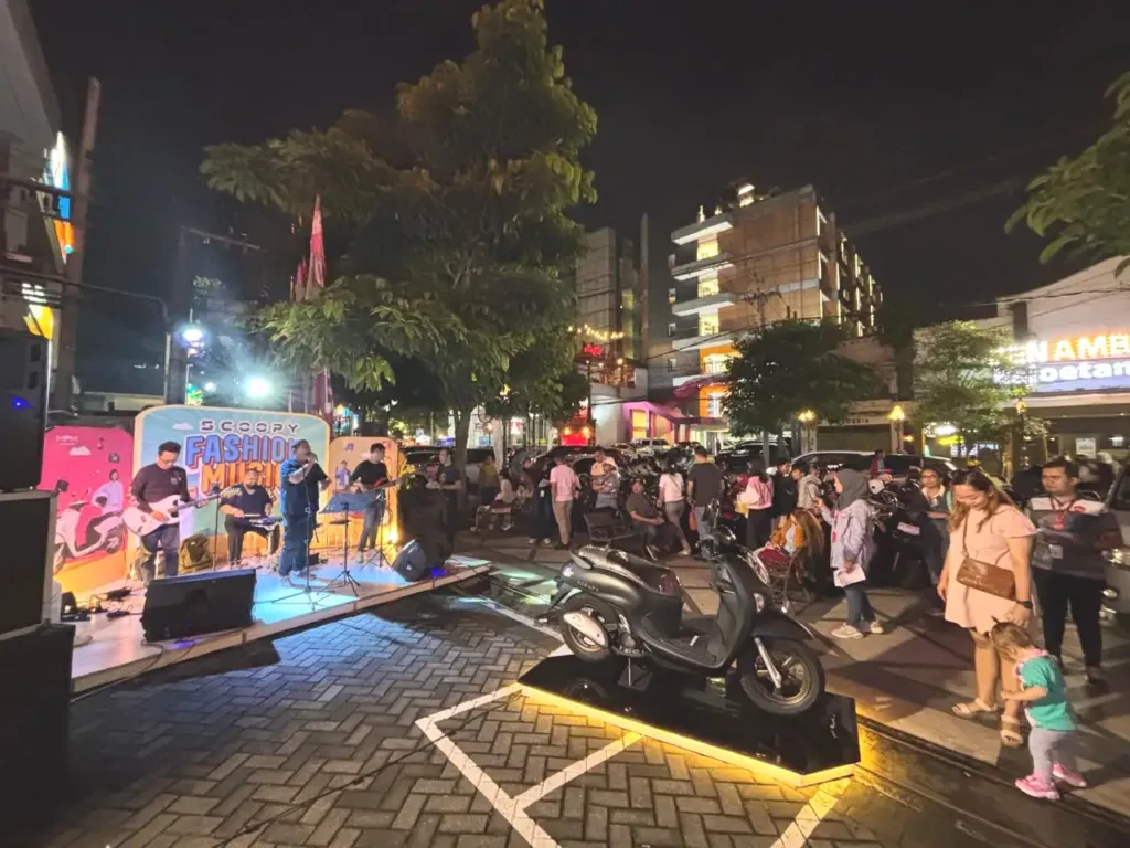 Scoopy Fashion Music Corner Ramaikan Kayutangan Malang, Seru dan Penuh Gaya! 1 Malang Posco Media