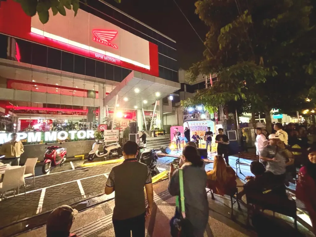 Scoopy Fashion Music Corner Ramaikan Kayutangan Malang, Seru dan Penuh Gaya! 2 Malang Posco Media
