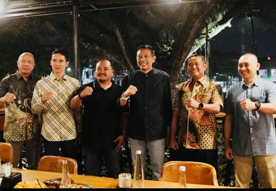 Nikmati Keindahan Ikon Kota Malang di Raswara Coffee and Eatery 1 Malang Posco Media