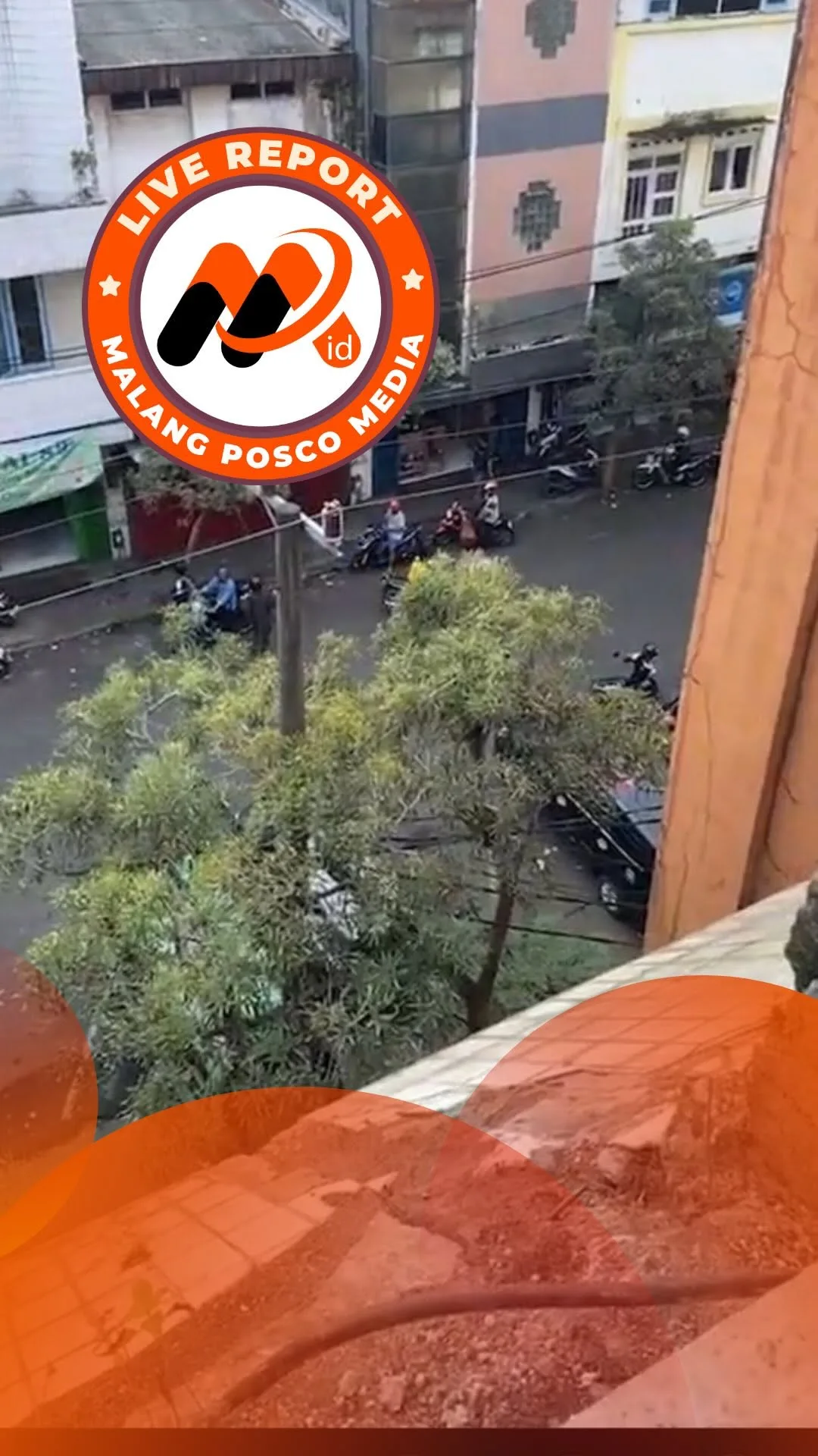 Live Report Tembok Lantai III Pasar Besar yang Ambrol