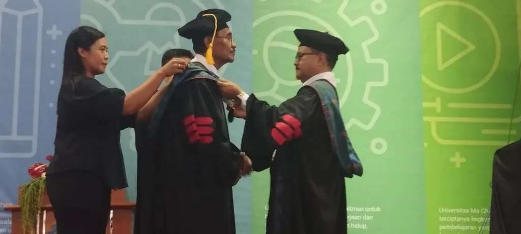 Kepemimpinan Berbasis Etika, Kukuhkan Prof. Dr. Pieter Sahertian, M.Si Jadi Guru Besar 1 Malang Posco Media