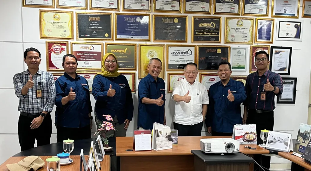 Bangun Sinergi, Malang Posco Media - Depo Bangunan Kembali Jalin Komunikasi 1 Malang Posco Media