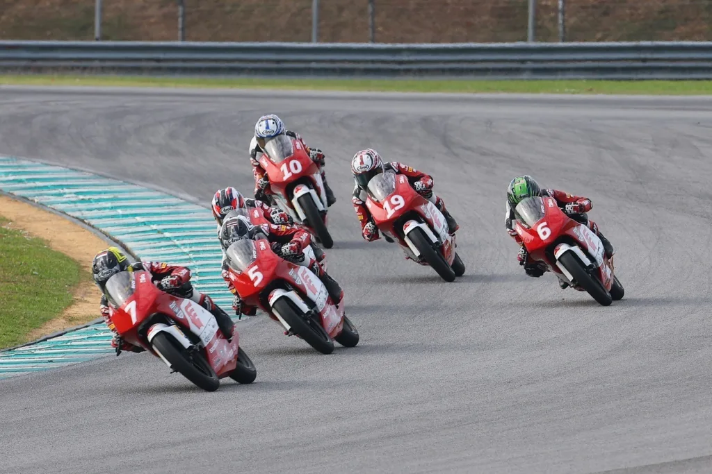 Melesat Kencang di IATC Malaysia, Binaan Astra Honda Back To Back Podium 2 Malang Posco Media