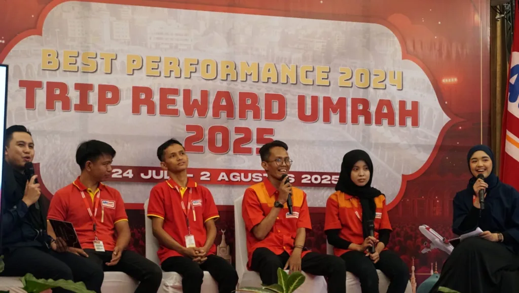 Berikan Apresiasi, Alfamart Umrahkan 92 Karyawan Terbaik 2 Malang Posco Media