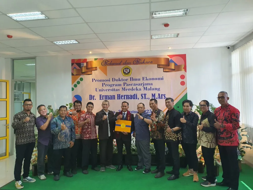Selamat, Ketua Porserosi Kota Malang Erman Hernadi Raih Gelar Doktor 2 Malang Posco Media
