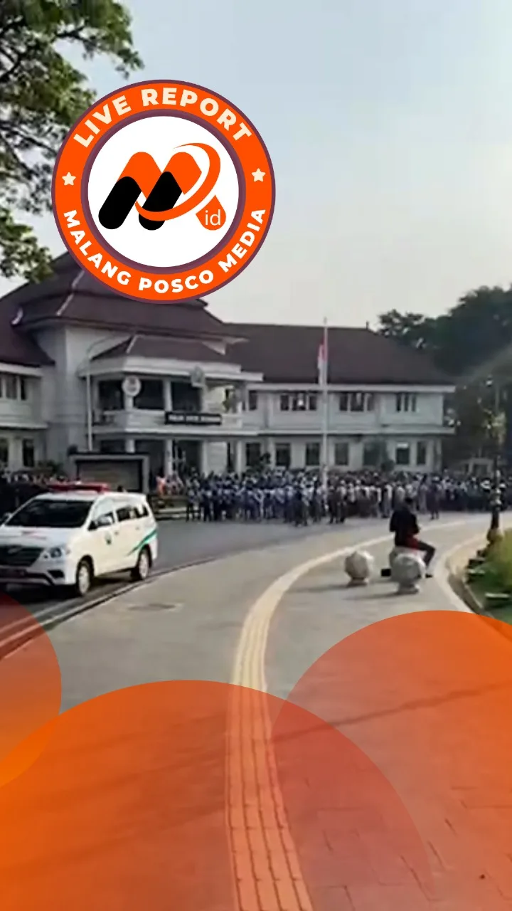 Live Report! Apel Sinergi Ngalam Mbois Guyub Damai di Depan Balaikota Malang