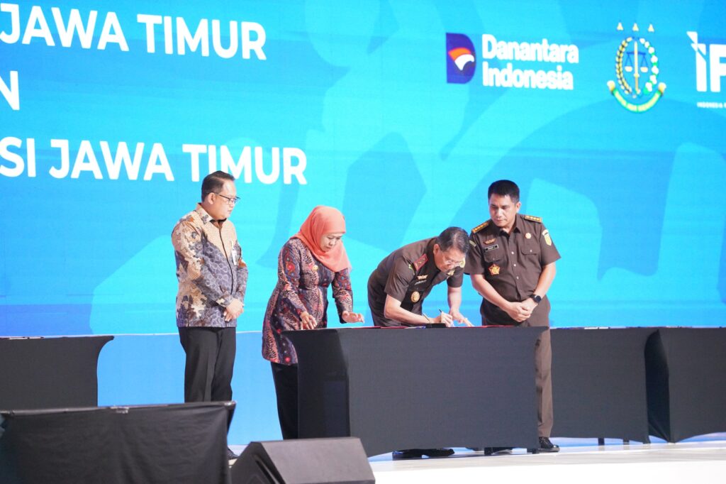 Kejati Jatim dan Pemprov Jatim Perkuat Kolaborasi: Teken MoU "Restorative Justice" dan Komitmen Pembangunan Daerah 2 Malang Posco Media