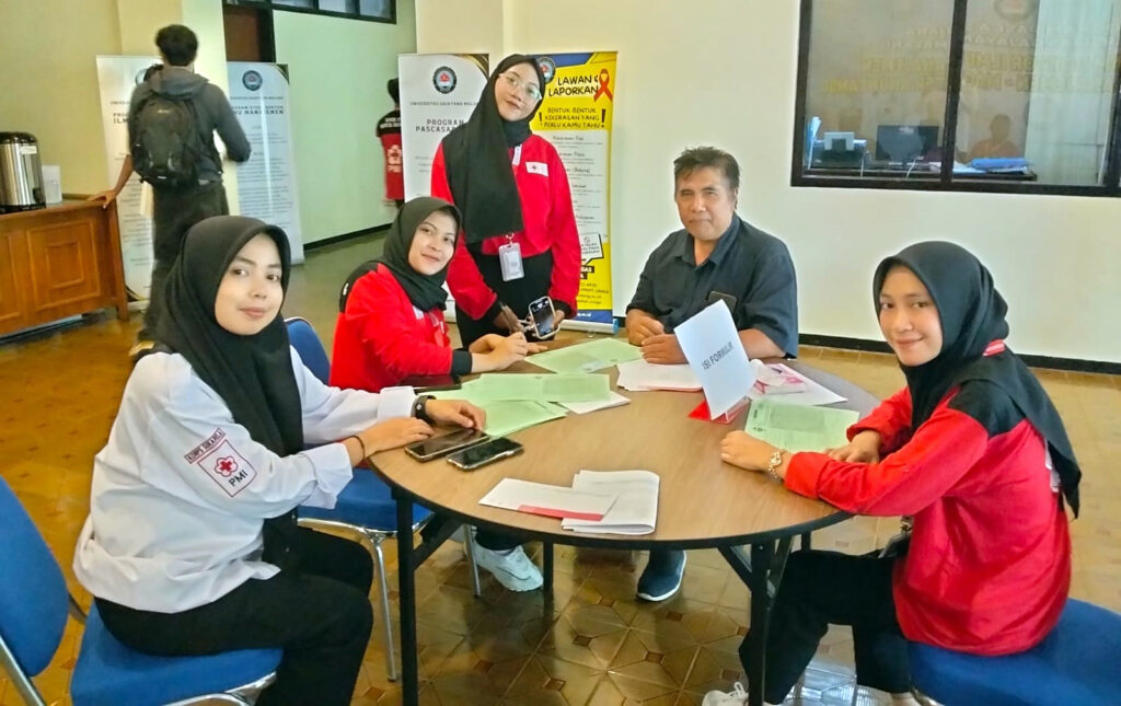 UKM KSR Universitas Gajayana Malang Gelar Donor Darah, Wujud Kepedulian Pada Masyarakat 2 Malang Posco Media