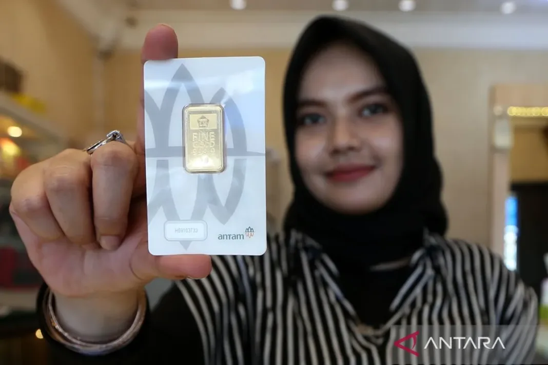harga-emas-perhiasan-dan-antam-naik-2645093.jpg