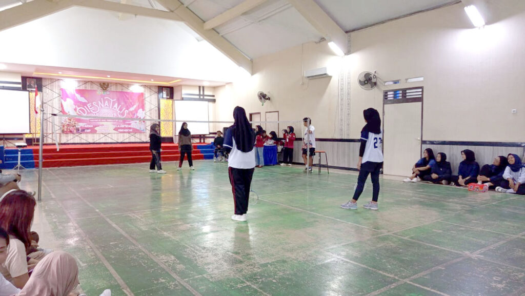 FARMA CUP 2025, Tumbuhkan Semangat Sportivitas dan Kekompakan Mahasiswa Poltekkes PIM 1 Malang Posco Media